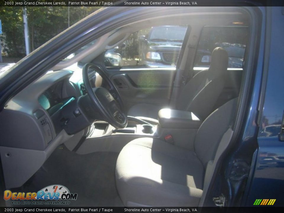 2003 Jeep Grand Cherokee Laredo Patriot Blue Pearl / Taupe Photo #15