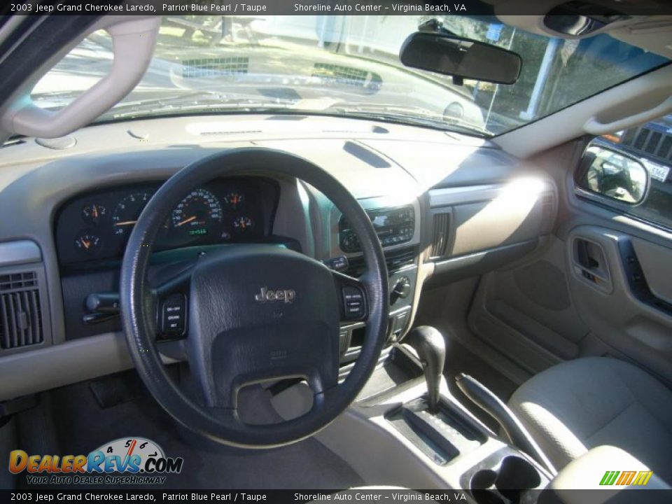 Taupe Interior - 2003 Jeep Grand Cherokee Laredo Photo #16