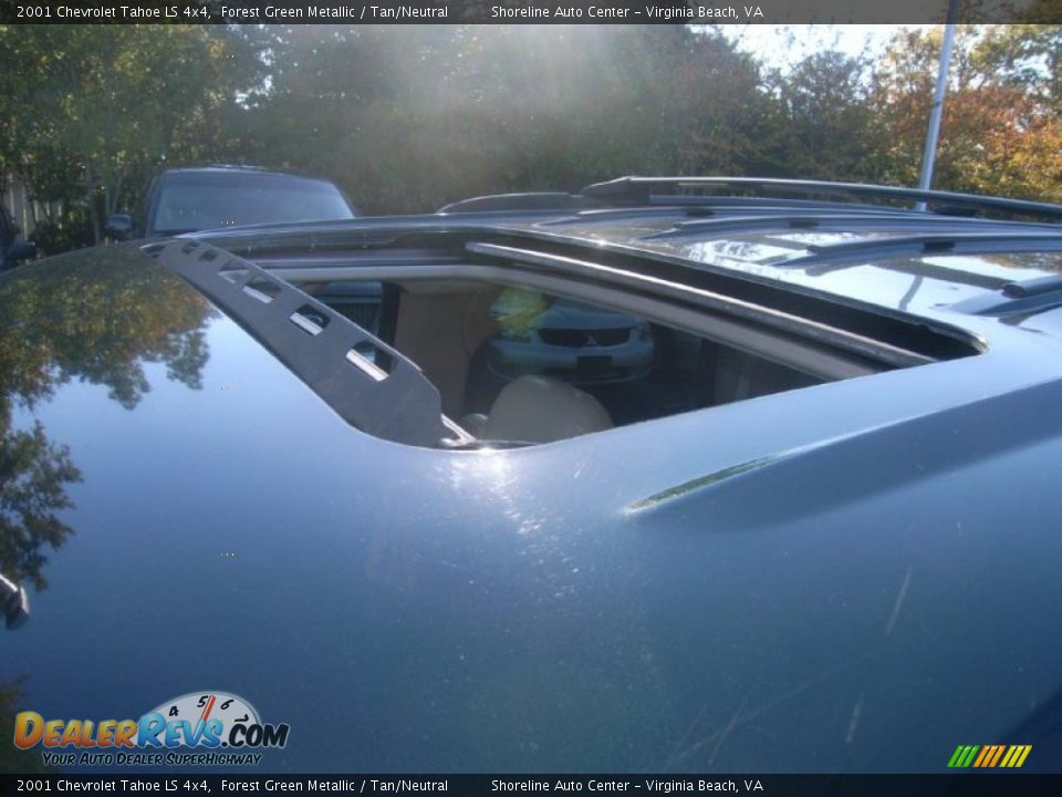 2001 Chevrolet Tahoe LS 4x4 Forest Green Metallic / Tan/Neutral Photo #17