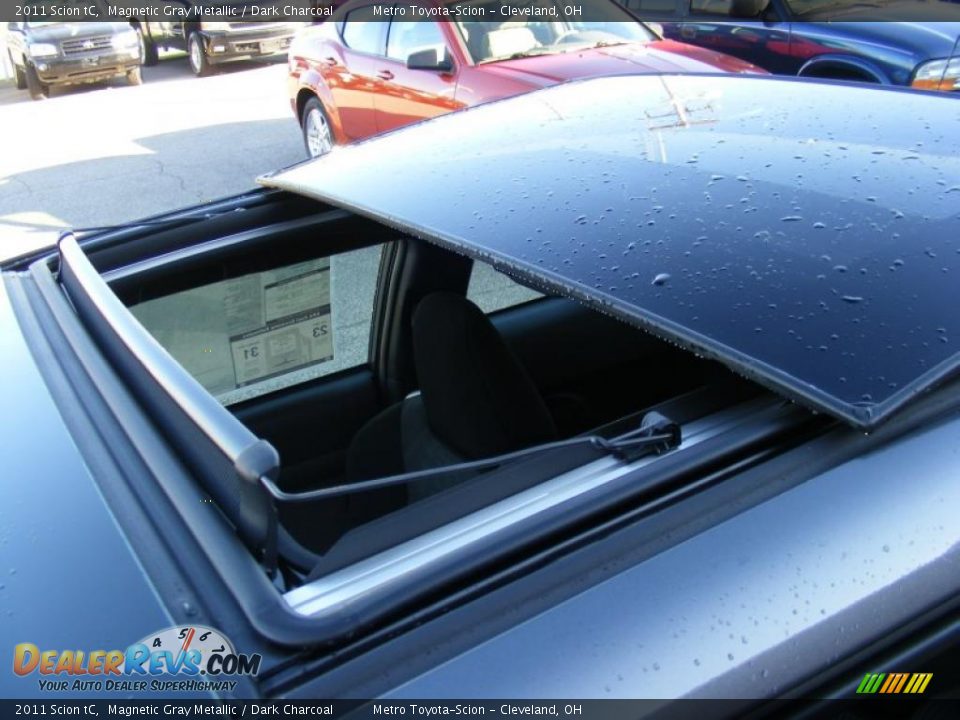 Sunroof of 2011 Scion tC  Photo #9