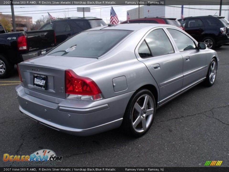 2007 Volvo  on 2007 Volvo S60 R Awd R Electric Silver Metallic   Nordkap Black Blue R