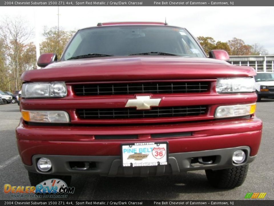 2004 Chevrolet Suburban 1500 Z71 4x4 Sport Red Metallic / Gray/Dark Charcoal Photo #2