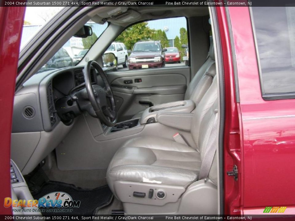 2004 Chevrolet Suburban 1500 Z71 4x4 Sport Red Metallic / Gray/Dark Charcoal Photo #12