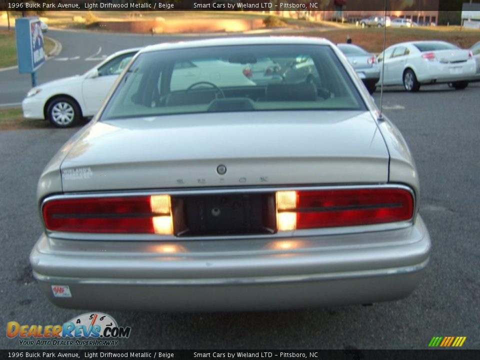 1996 Buick Park Avenue Light Driftwood Metallic / Beige Photo #4