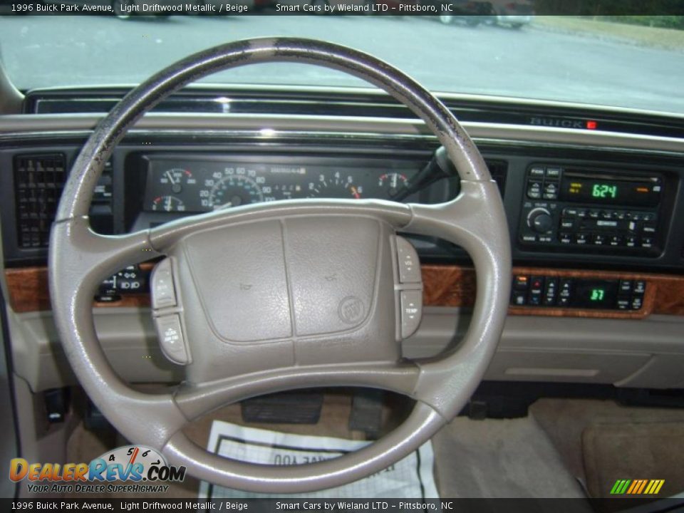 1996 Buick Park Avenue  Steering Wheel Photo #12