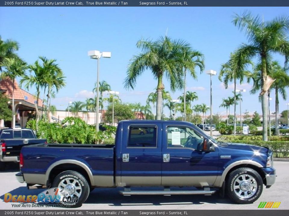 True Blue Metallic 2005 Ford F250 Super Duty Lariat Crew Cab Photo #5