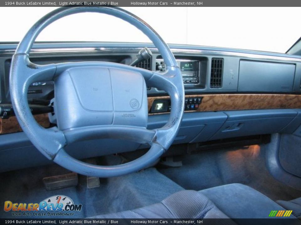 1994 Buick LeSabre Limited Steering Wheel Photo #7