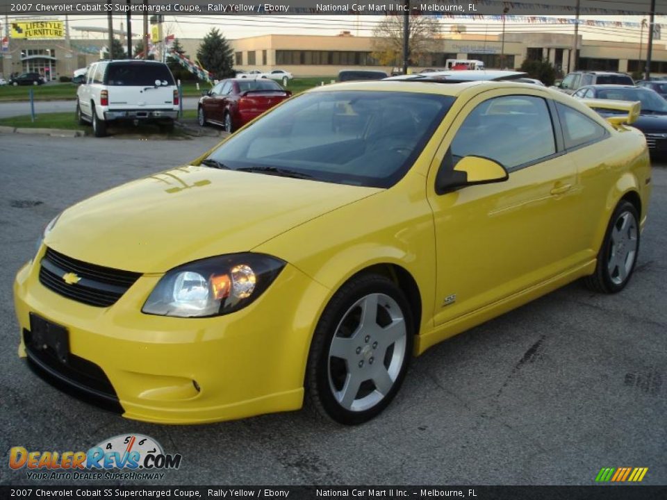 Front 3/4 View of 2007 Chevrolet Cobalt SS Supercharged Coupe Photo #1