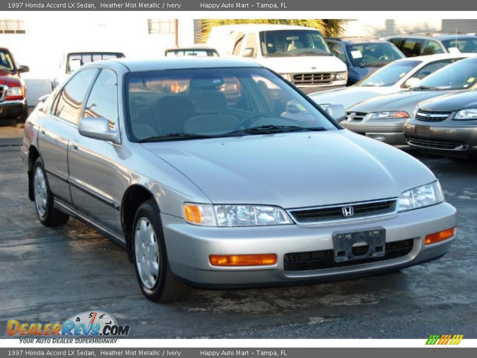 1997 Honda Accord LX Sedan Heather Mist Metallic / Ivory Photo #2