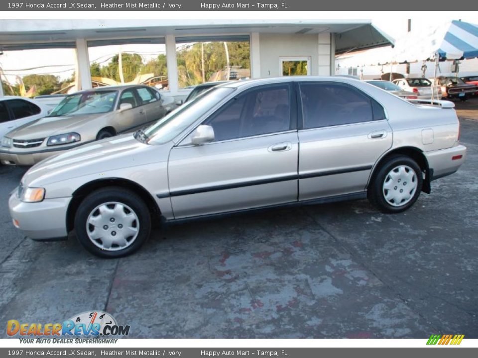 1997 Honda Accord LX Sedan Heather Mist Metallic / Ivory Photo #3