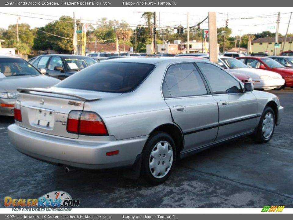 1997 Honda Accord LX Sedan Heather Mist Metallic / Ivory Photo #6