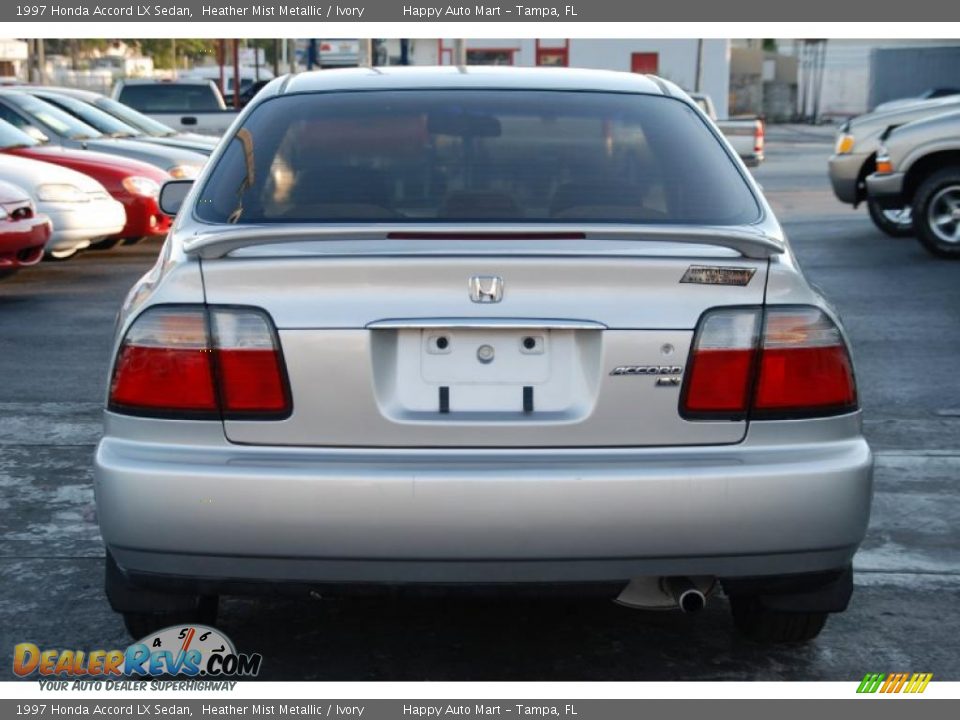 1997 Honda Accord LX Sedan Heather Mist Metallic / Ivory Photo #7