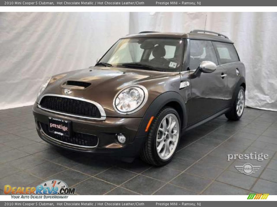 Front 3/4 View of 2010 Mini Cooper S Clubman Photo #1