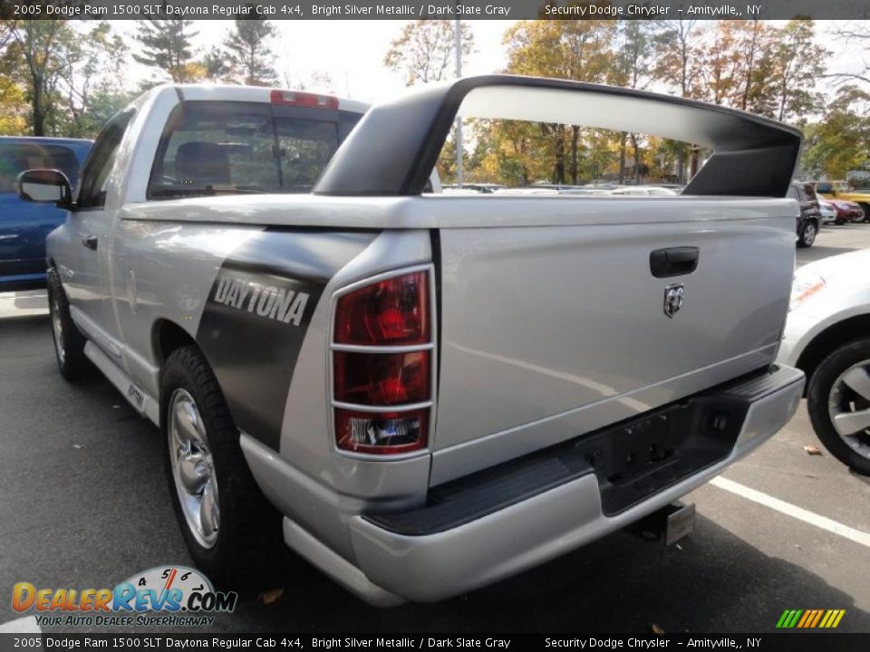 2005 Dodge Ram 1500 SLT Daytona Regular Cab 4x4 Bright Silver Metallic / Dark Slate Gray Photo #4