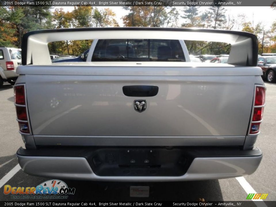 2005 Dodge Ram 1500 SLT Daytona Regular Cab 4x4 Bright Silver Metallic / Dark Slate Gray Photo #5