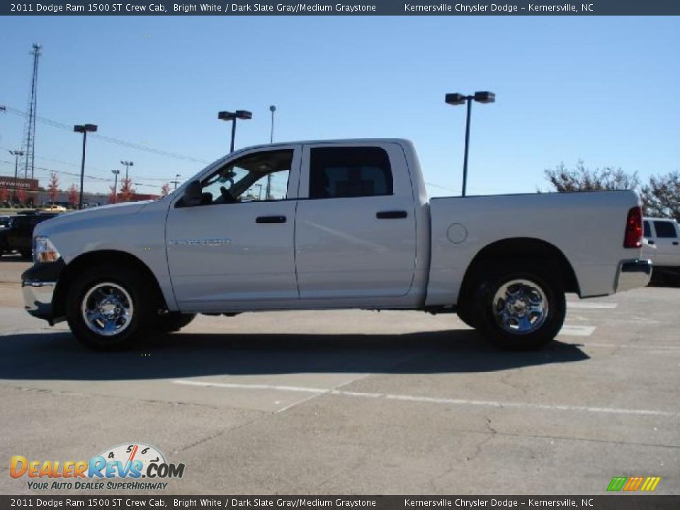 2011 Dodge Ram 1500 ST Crew Cab Bright White / Dark Slate Gray/Medium Graystone Photo #6