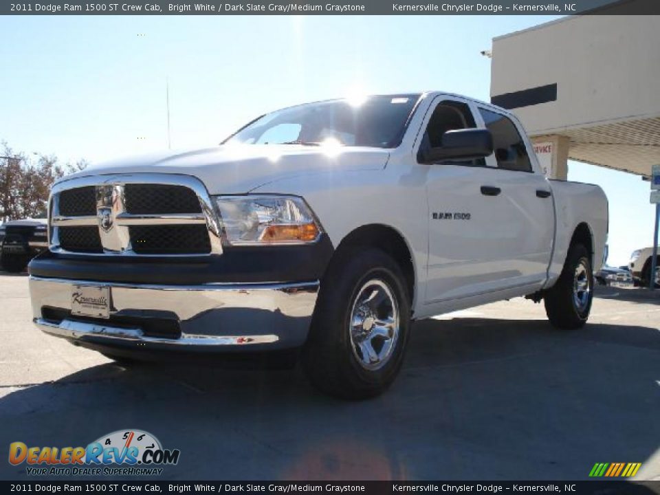 2011 Dodge Ram 1500 ST Crew Cab Bright White / Dark Slate Gray/Medium Graystone Photo #7