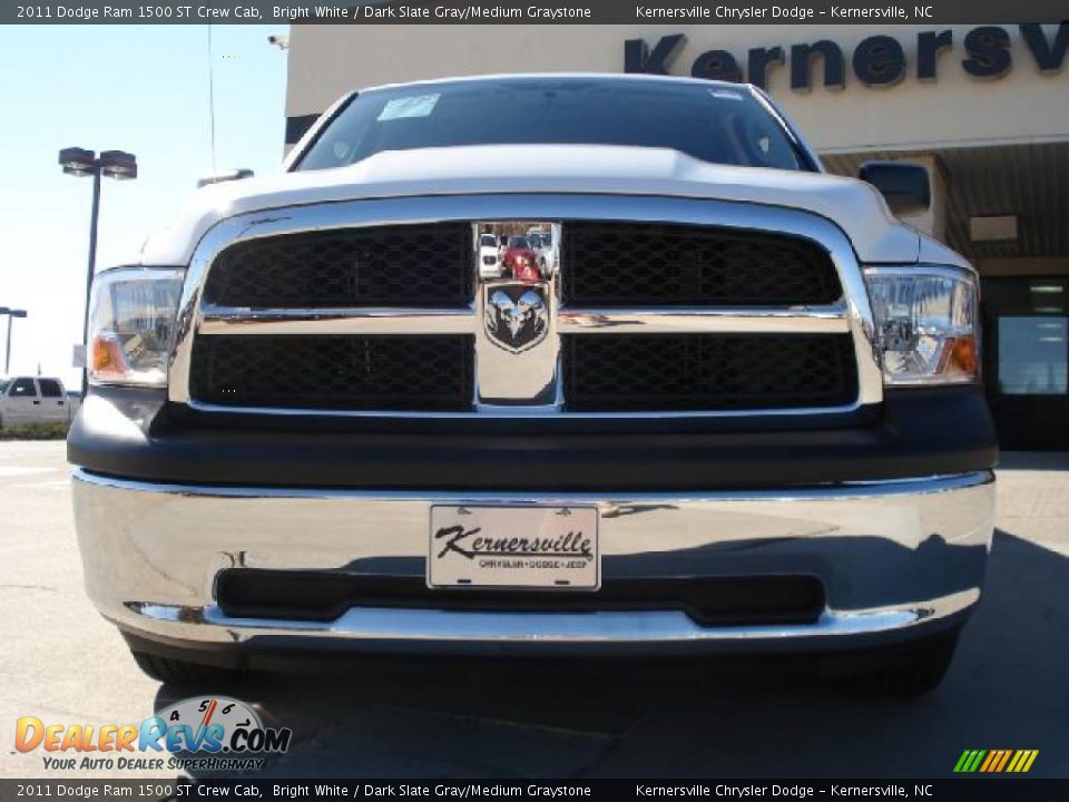 2011 Dodge Ram 1500 ST Crew Cab Bright White / Dark Slate Gray/Medium Graystone Photo #8