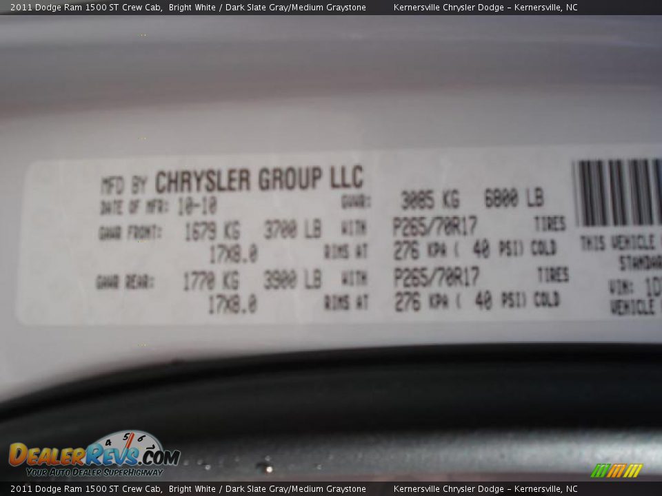 2011 Dodge Ram 1500 ST Crew Cab Bright White / Dark Slate Gray/Medium Graystone Photo #18