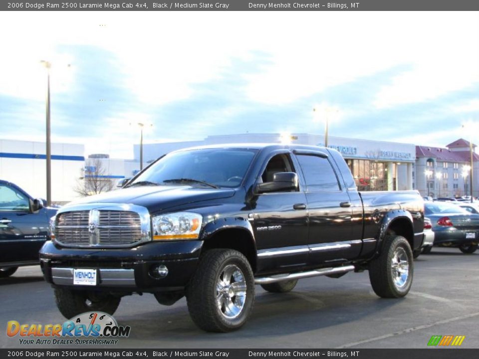 Front 3/4 View of 2006 Dodge Ram 2500 Laramie Mega Cab 4x4 Photo #2