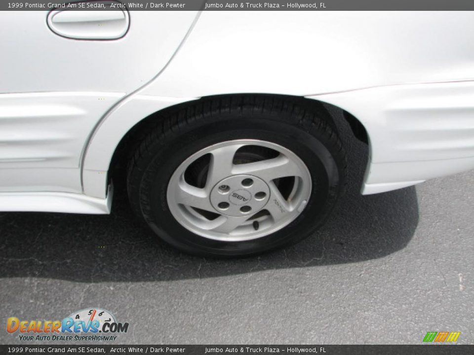 1999 Pontiac Grand Am SE Sedan Arctic White / Dark Pewter Photo #12