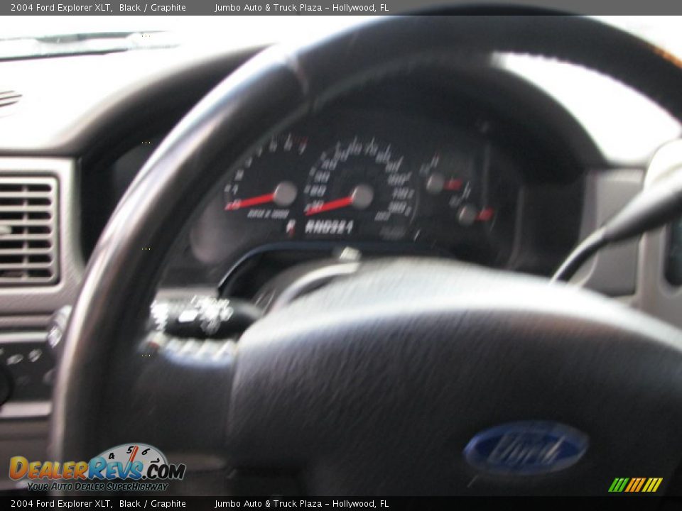 2004 Ford Explorer XLT Black / Graphite Photo #20