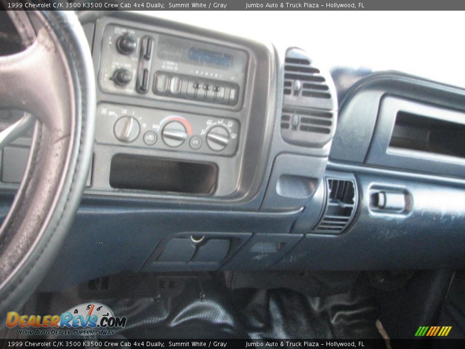 1999 Chevrolet C/K 3500 K3500 Crew Cab 4x4 Dually Summit White / Gray Photo #5