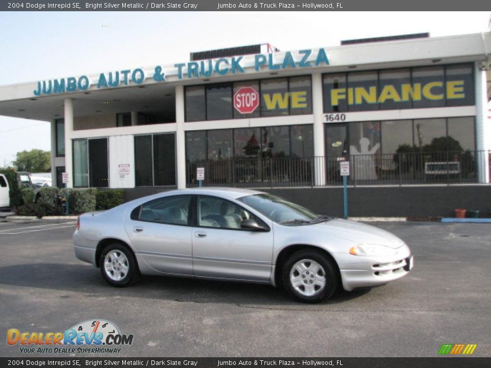 2004 Dodge Intrepid SE Bright Silver Metallic / Dark Slate Gray Photo #1