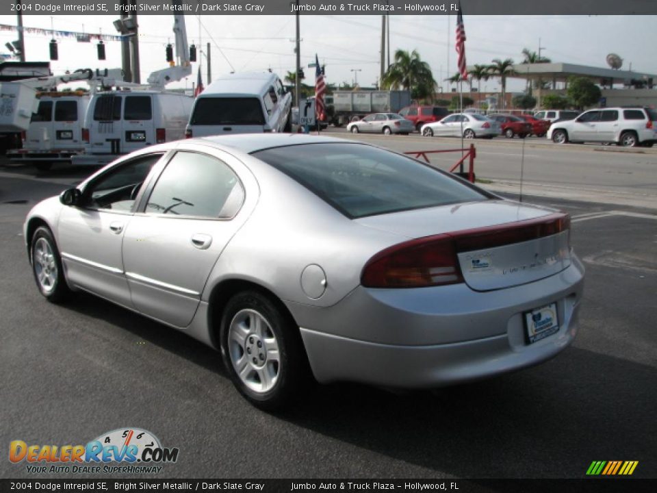 Bright Silver Metallic 2004 Dodge Intrepid SE Photo #2