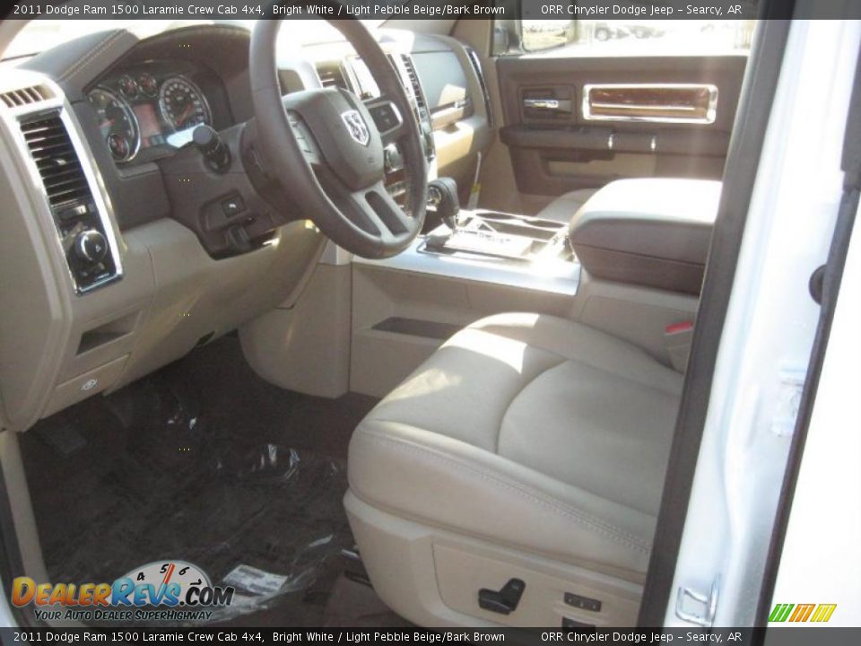 2011 Dodge Ram 1500 Laramie Crew Cab 4x4 Bright White / Light Pebble Beige/Bark Brown Photo #9