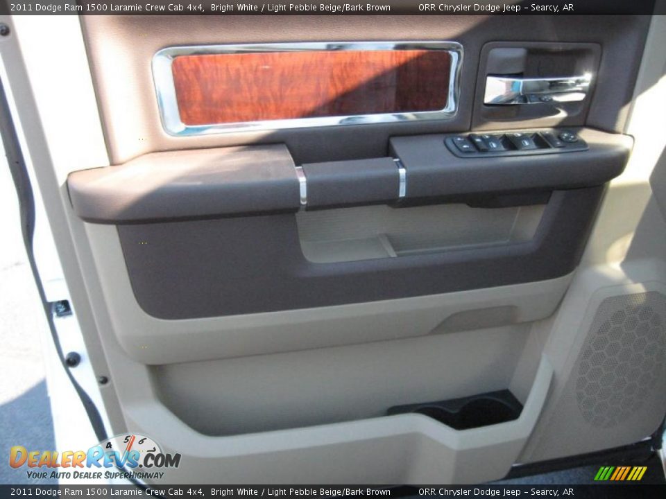 2011 Dodge Ram 1500 Laramie Crew Cab 4x4 Bright White / Light Pebble Beige/Bark Brown Photo #10