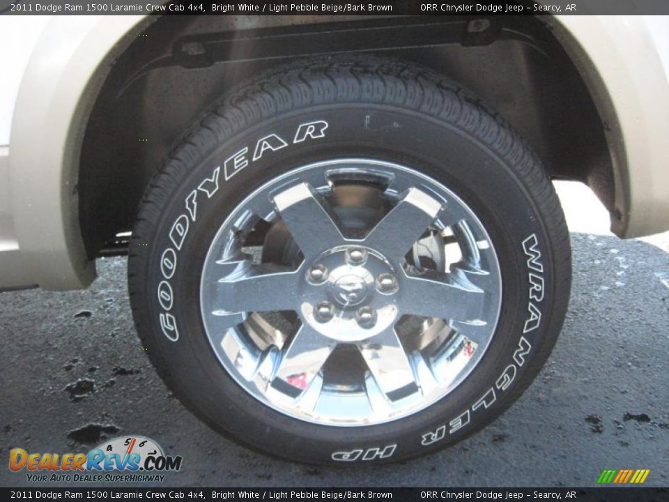 2011 Dodge Ram 1500 Laramie Crew Cab 4x4 Bright White / Light Pebble Beige/Bark Brown Photo #13