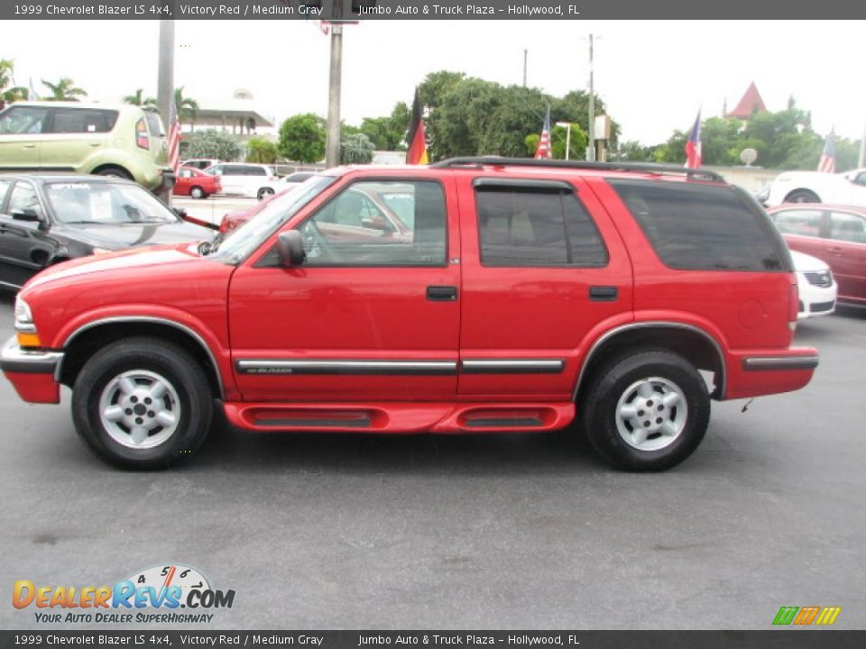1999 Chevrolet Blazer LS 4x4 Victory Red / Medium Gray Photo #5