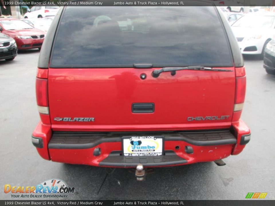1999 Chevrolet Blazer LS 4x4 Victory Red / Medium Gray Photo #7