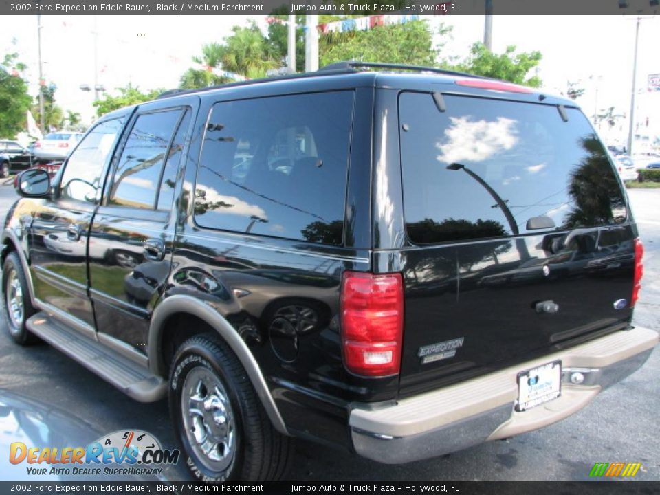 2002 Ford Expedition Eddie Bauer Black / Medium Parchment Photo #3