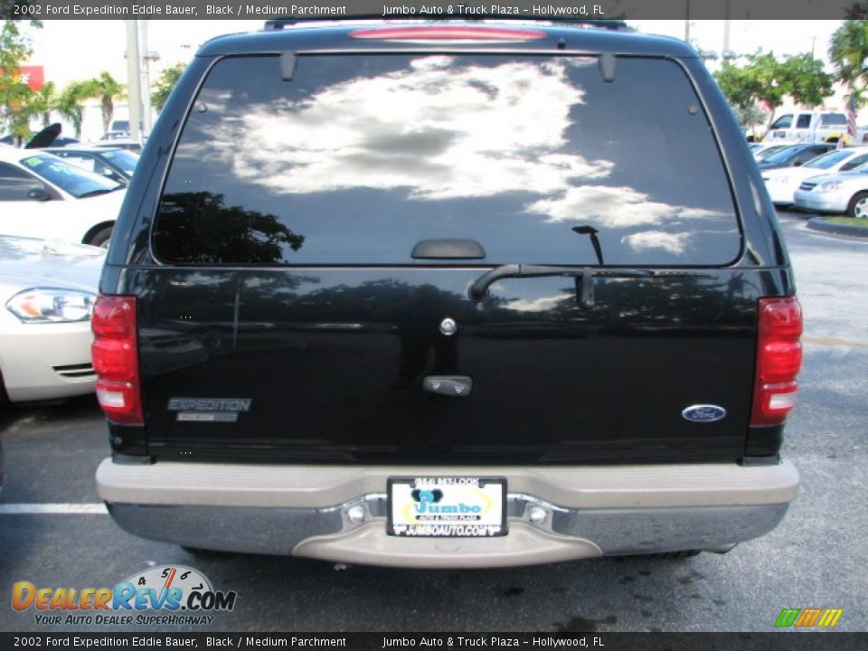 2002 Ford Expedition Eddie Bauer Black / Medium Parchment Photo #4