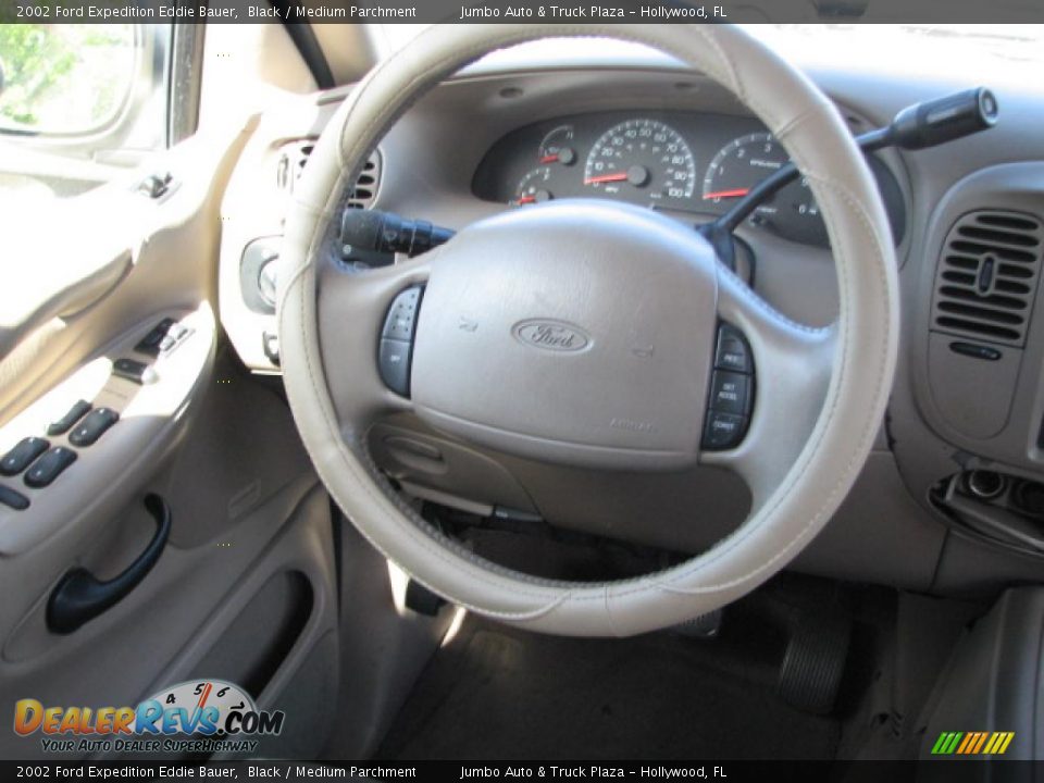 2002 Ford Expedition Eddie Bauer Black / Medium Parchment Photo #12