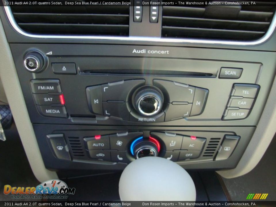 Controls of 2011 Audi A4 2.0T quattro Sedan Photo #31