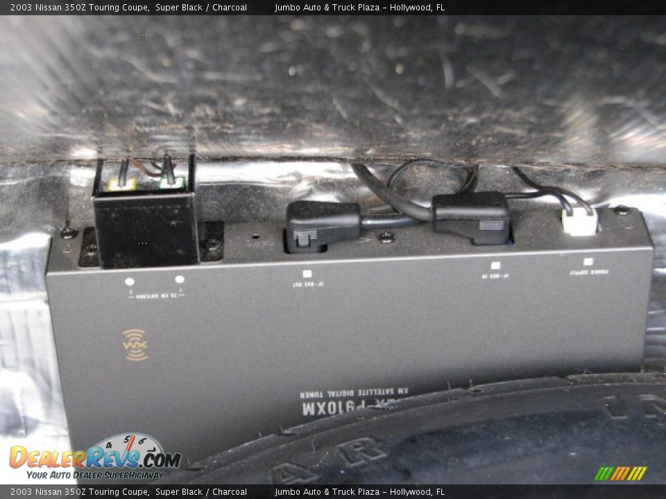 2003 Nissan 350Z Touring Coupe Super Black / Charcoal Photo #32