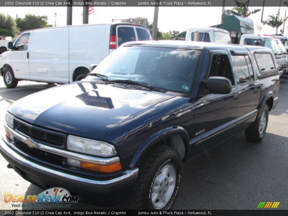 2002 Chevrolet S10 LS Crew Cab 4x4 Indigo Blue Metallic / Graphite Photo #4