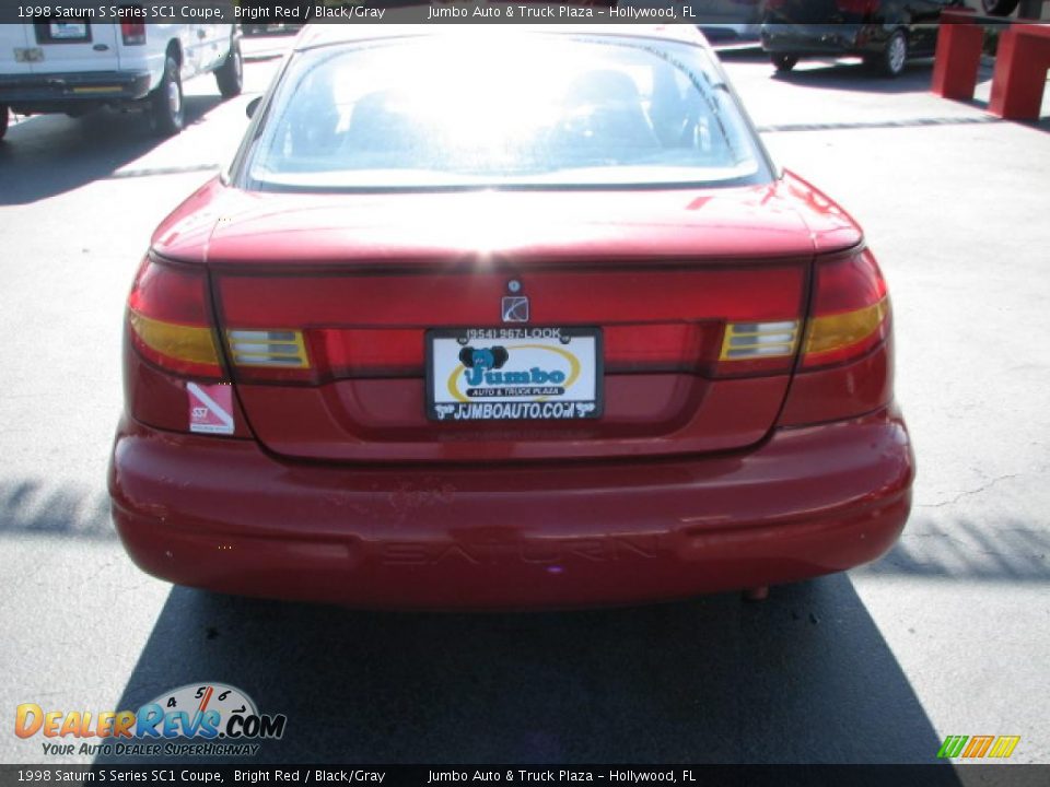 1998 Saturn S Series SC1 Coupe Bright Red / Black/Gray Photo #3