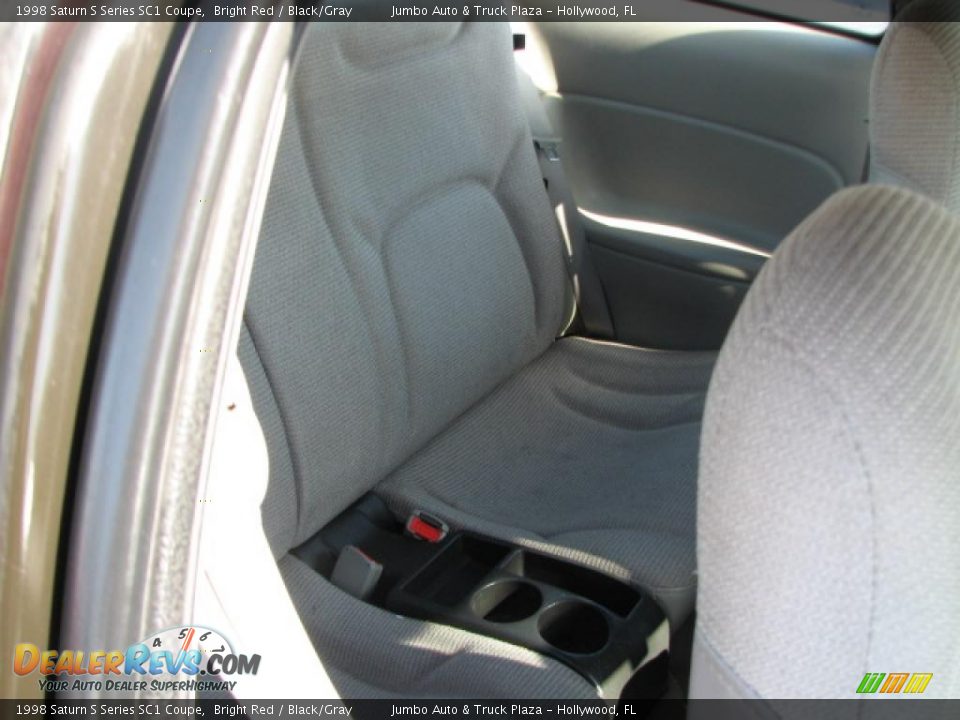 1998 Saturn S Series SC1 Coupe Bright Red / Black/Gray Photo #8