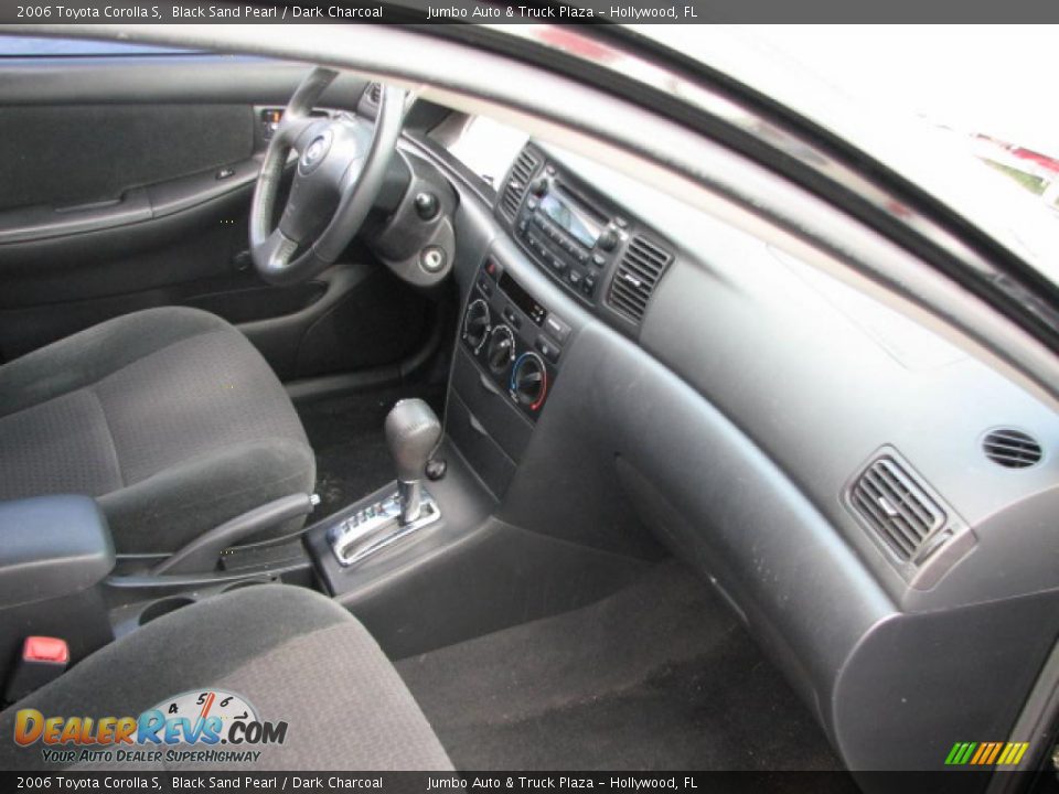 2006 Toyota Corolla S Black Sand Pearl / Dark Charcoal Photo #12