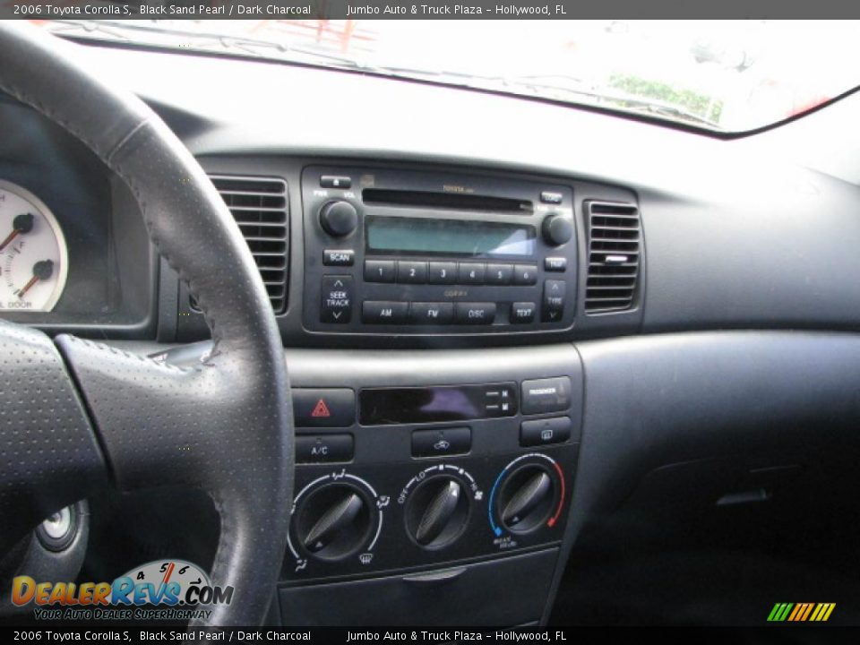 2006 Toyota Corolla S Black Sand Pearl / Dark Charcoal Photo #16
