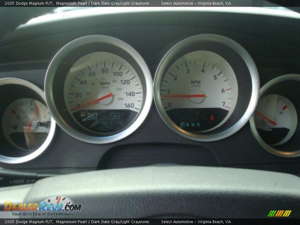 2005 Dodge Magnum R/T Magnesium Pearl / Dark Slate Gray/Light Graystone Photo #15