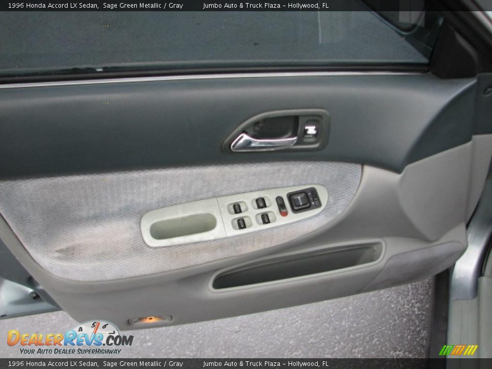 1996 Honda Accord LX Sedan Sage Green Metallic / Gray Photo #17