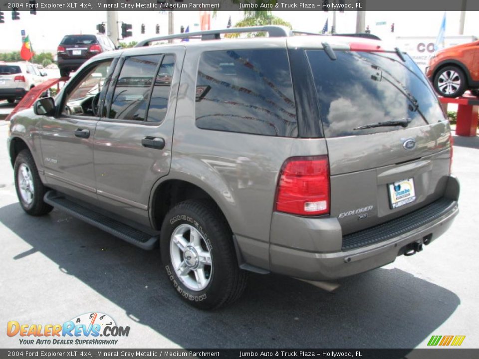 Mineral Grey Metallic 2004 Ford Explorer XLT 4x4 Photo #7