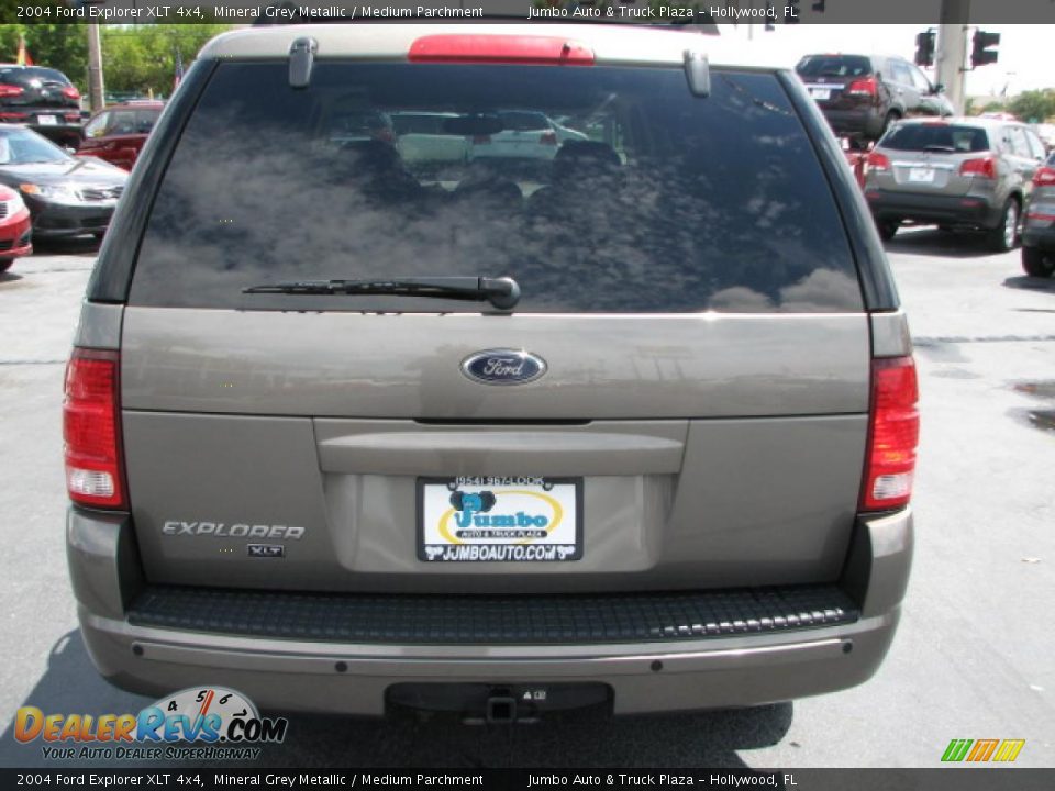 2004 Ford Explorer XLT 4x4 Mineral Grey Metallic / Medium Parchment Photo #8