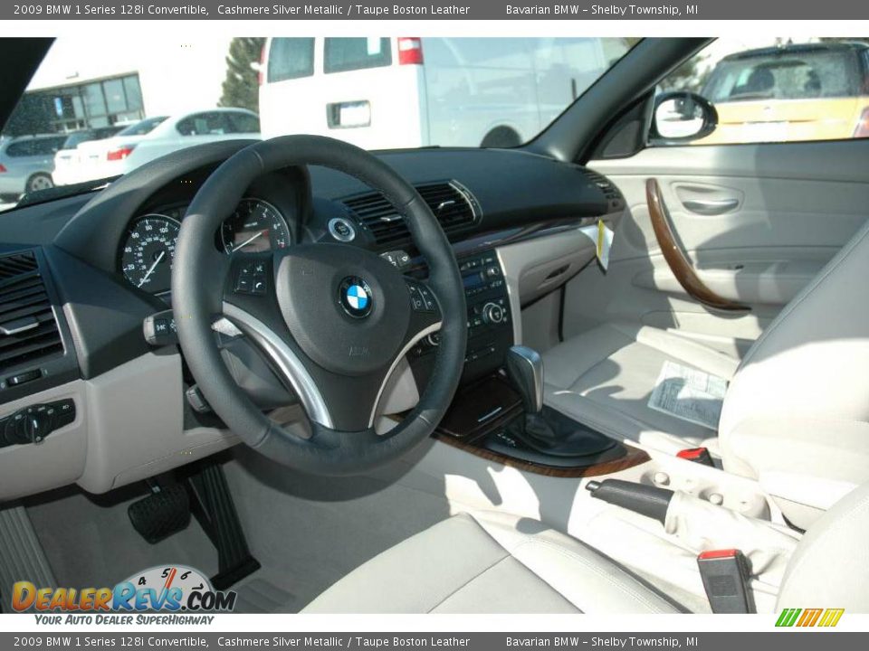 2009 BMW 1 Series 128i Convertible Cashmere Silver Metallic / Taupe Boston Leather Photo #10