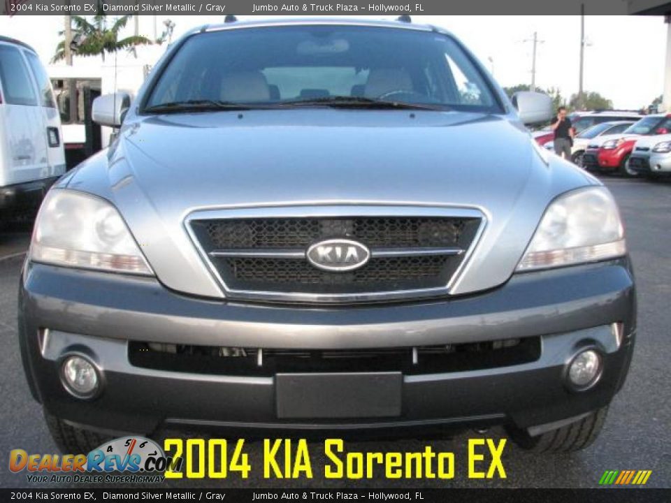 2004 Kia Sorento EX Diamond Silver Metallic / Gray Photo #2